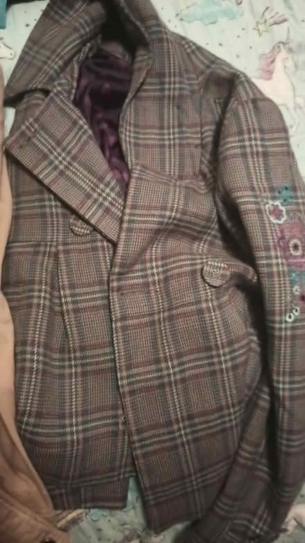 Photo of free Girls jackets (75237) #2