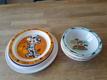Photo of free Melamine plates and bowls (Steeple Aston OX25) #1