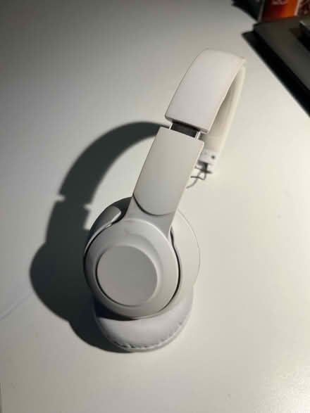 Photo of free Headset (Banbury OX16) #2