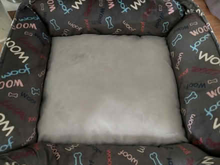 Photo of free Brand new small dog bed (Glenview) #2