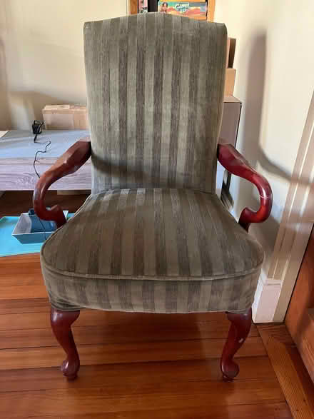 Photo of free Green chair (Fenway/Kenmore area)