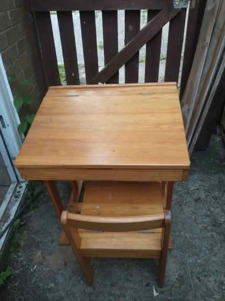 Photo of free Child's desk and chair (Loxley, S6) #1