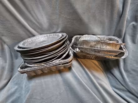 Photo of free Assorted aluminum pans (Springfield 19064) #1