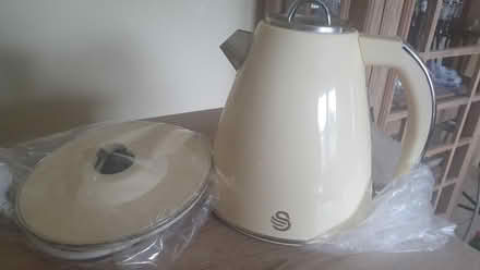 Photo of free Swan Cordless Kettle - Almond (Crofton Park, Brockley) #1
