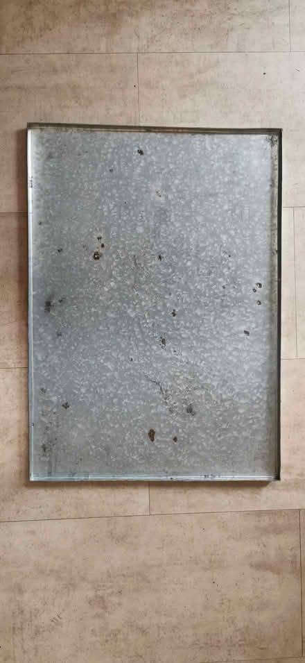 Photo of free 30 Inch Medium Dog Cage in Silver (M33) #3