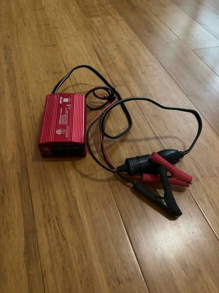 Photo of free Power inverter (12vdc to 110vac) (SouthEast Austin) #1
