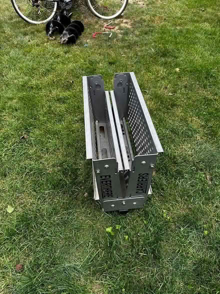 Photo of free Hitch Carrier (Courts of Four Seasons) #1