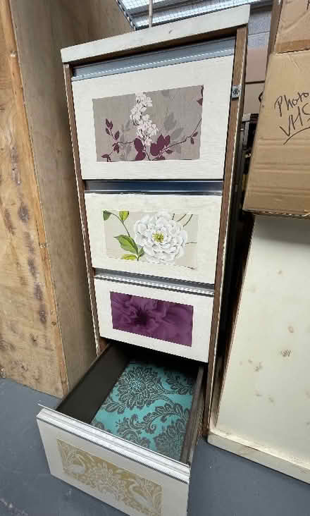 Photo of free 2 Filing Cabinets (Bilton HG1) #3
