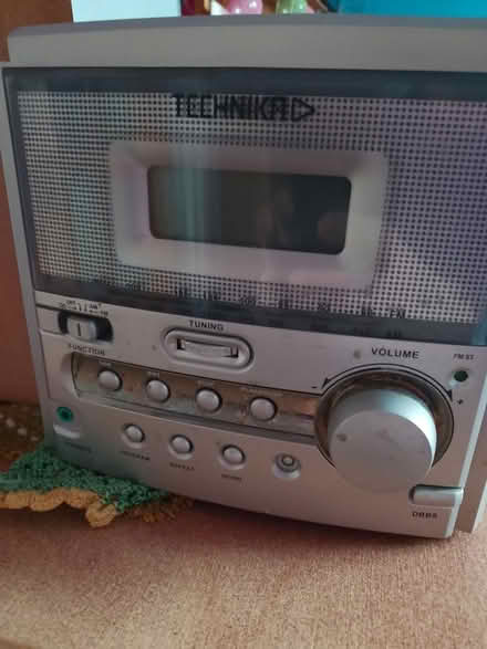 Photo of free small hifi (Barry) #2