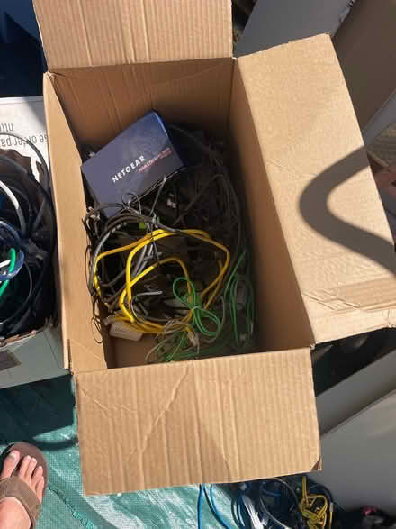 Photo of free Netgear Gs108s, DVD players, cables (midtown Palo Alto) #3
