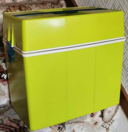 Photo of free Cool Box (Broadheath WA14) #2