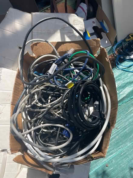 Photo of free Netgear Gs108s, DVD players, cables (midtown Palo Alto) #1