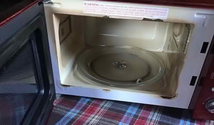Photo of free 800w microwave (Eastbourne BN21) #2