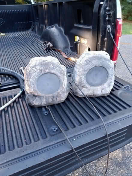 Photo of free Boom box and rock like speaker (near Kuhl and Reaville) #3