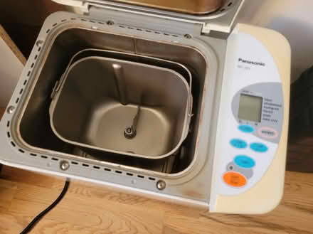Photo of free old bread machine Panasonic SD-251 (NW9) #2