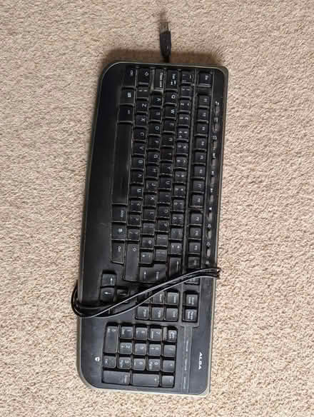 Photo of free Computer keyboard (Lewes, near Prison/Winterborne) #1