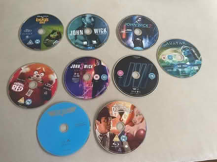 Photo of free Loose Blu-Ray films (CR2) #1