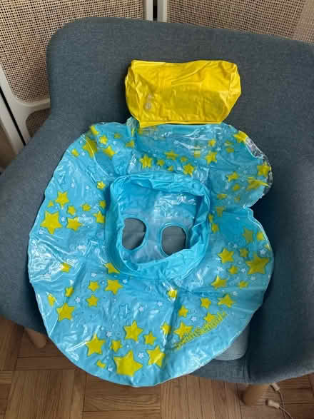 Photo of free 3-5 yo swimsuit, shorts, floaties (20008, near BreadFurst) #3