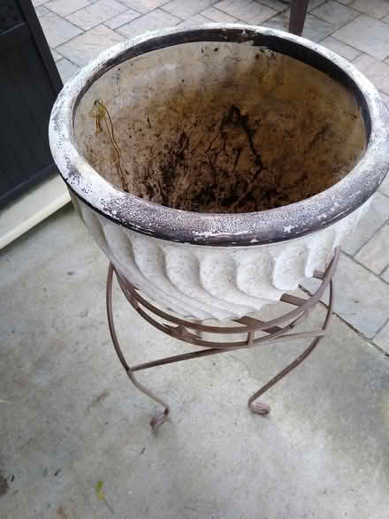 Photo of free Plant stand and pot (near Forest Glen Metro) #1