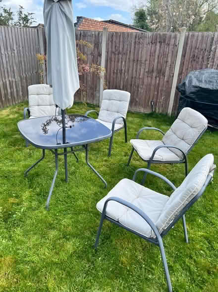 Photo of free Tables and 4 chairs (Letchworth SG6) #1