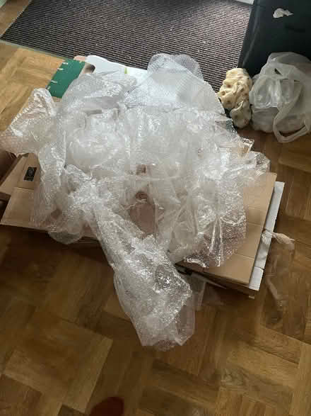 Photo of free 6 moving boxes and bubble wrap (Wisewood S6) #1