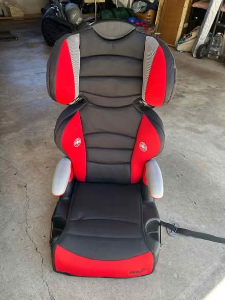 Photo of free Everflow Kid Seat - expires OCT ‘25 (Montclair) #1