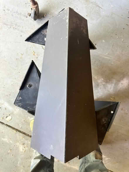 Photo of free Metal Deco-style coffee table legs (Marin) #2