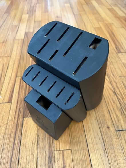 Photo of free Knife Block (Chelsea) #1
