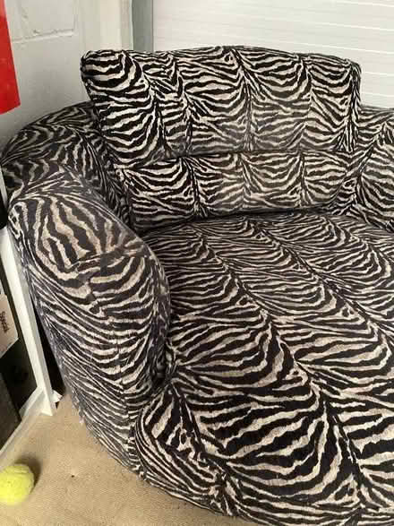 Photo of free Round Sofa Chair (Olympus Business Park GL2) #2