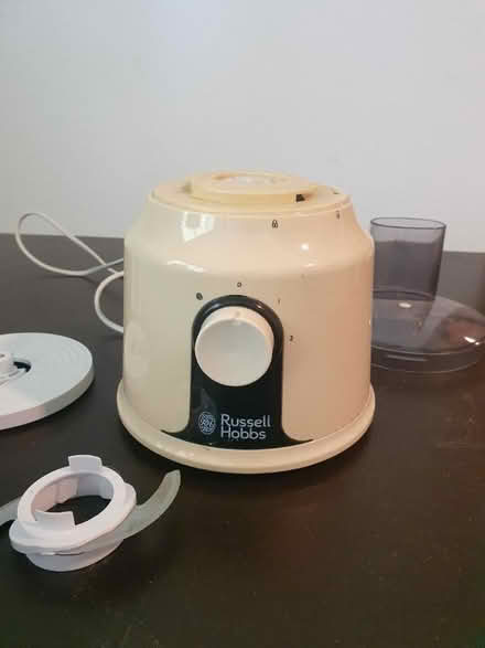Photo of free Oster blender (Chalford Hill) #1