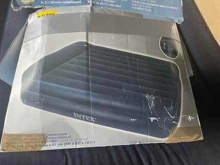 Photo of free Air Bed Queen Size Intex (Thurnby Leicester LE7) #3
