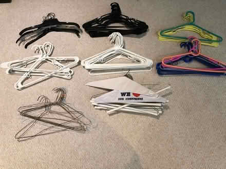Photo of free hangers (Odenton, Piney Orchard) #1