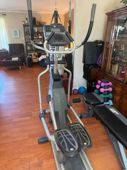 Photo of free Horizon Elliptical — heavy (Wyoming NE & Comanche Rd NE) #2