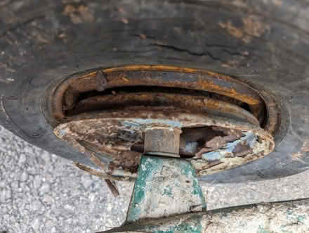 Photo of free Metal wheelbarrow with broken wheel (Timsbury) #1