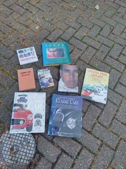Photo of free Formula 1 and classic car books (Bordon GU35) #1