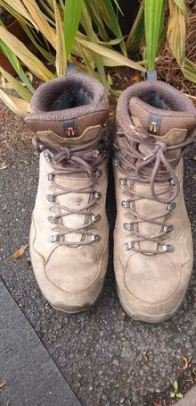 Photo of free Walking boots size 7, 2nd pair (Crosspool S10) #3