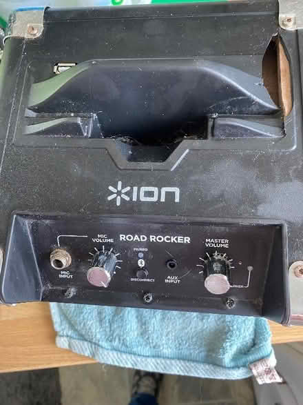Photo of free Ion amplifier - no cables (Newlyn TR18) #1