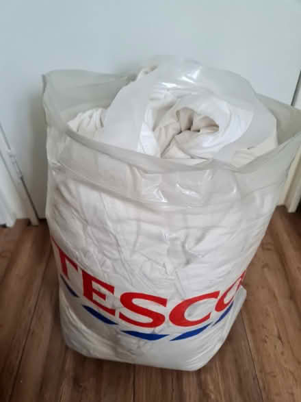 Photo of free Single feathers duvet (South Norwood SE25) #1