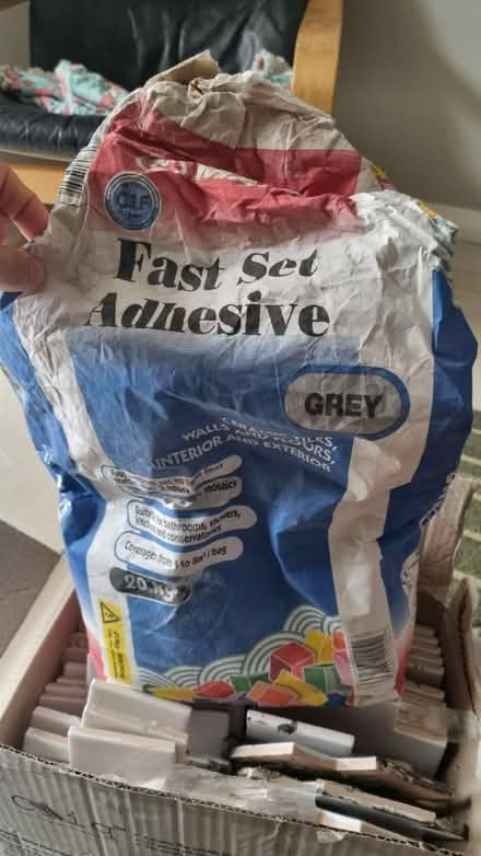 Photo of free Fast set adhesive (Tolworth KT6) #1