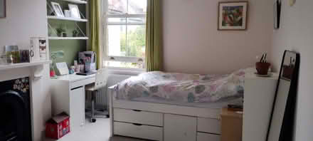 Photo of free Green eyelet curtains (WD17) (Central Watford WD17) #3