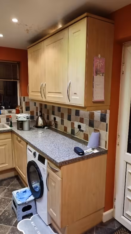 Photo of free kitchen units (Northowram HX3) #3
