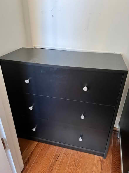 Photo of free Small dresser (16th St. Heights) #1