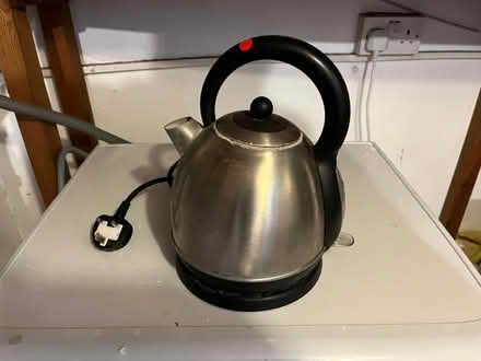 Photo of free electric kettle (islington N1) #1