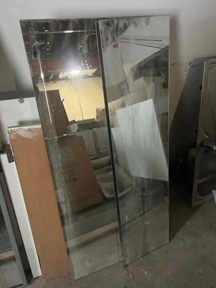 Photo of free X2 mirror (no wall brackets) (L7) #1