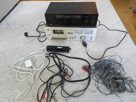 Photo of free 1980s hifi Amp, Tape Deck & Cables (University Area RG6) #1