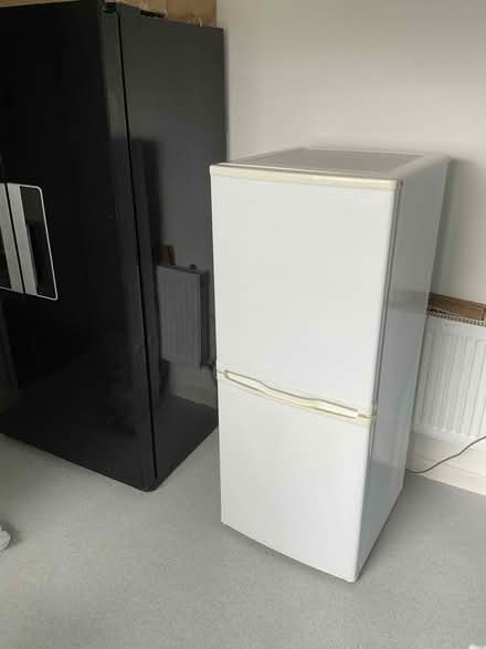 Photo of free Working and clean fridge & freezer (Poplar E14) #1