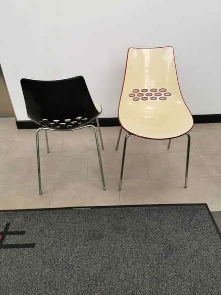 Photo of free 2 fancy chairs (BB1) #2