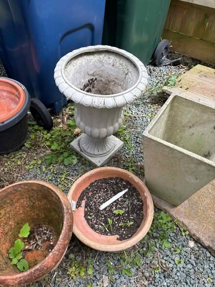 Photo of free Ornamental pots (HP12) #1