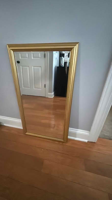 Photo of free Elegant gold Mirror (Aurora) #3