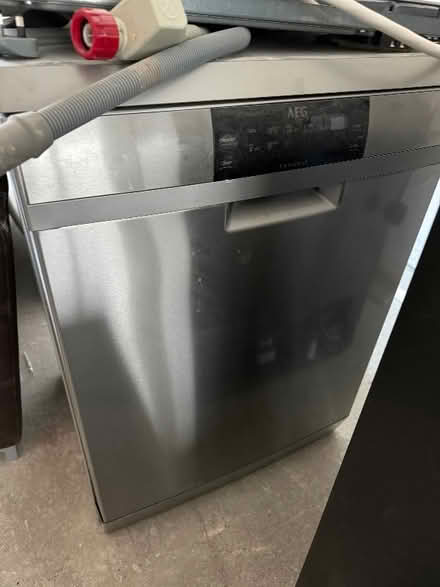 Photo of free AEG dishwasher (Highbury Barn N5) #1